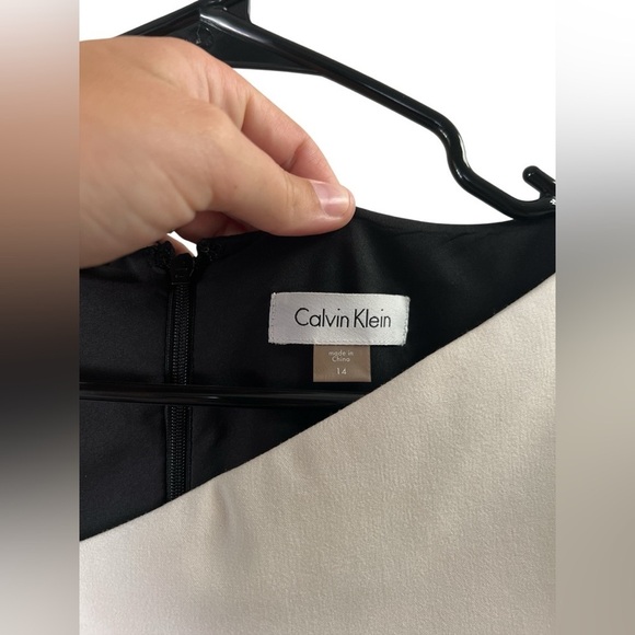 Calvin Klein black classy business dress - Picture 2 of 4